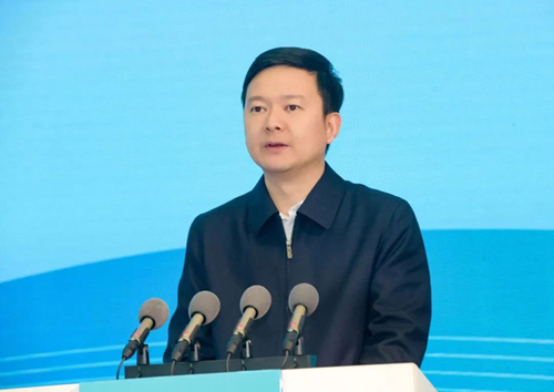 张市长致辞.jpg